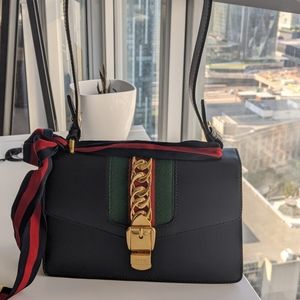 Gucci Sylvie Small size purse